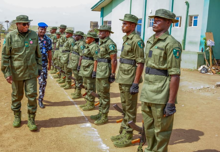 Kwara Governor inspecting Forest Guards Kwara 2