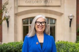 Dr Desiree Hill