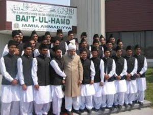 Jamia Ahmadiyya Canada Graduates