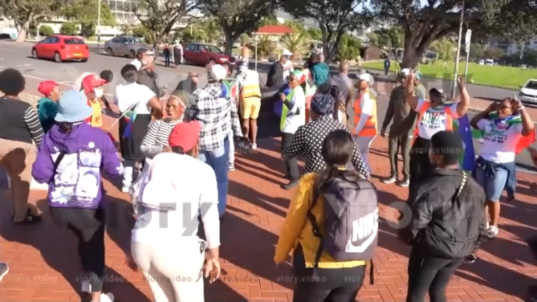 South Africans Rally