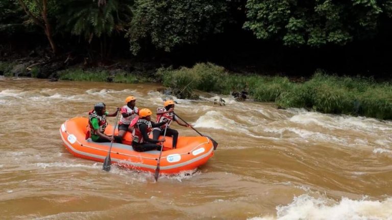 Kenyans On Raft Sporting Show