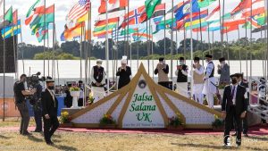 UK Jalsa Salana Flag Hoisting